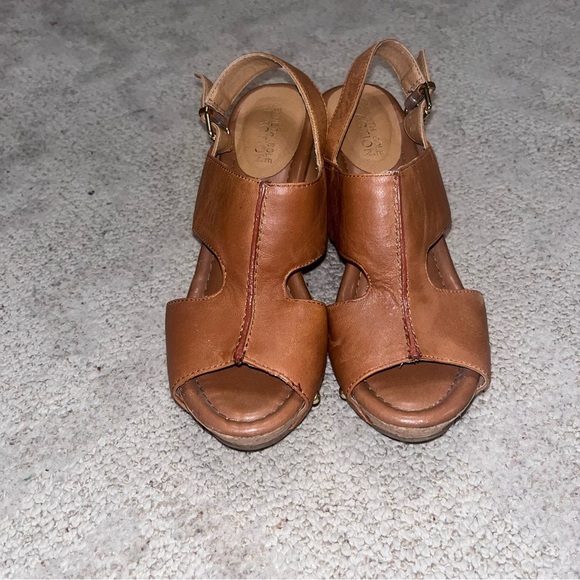 Kenneth Cole Brown Sandals - Picture 1 of 5